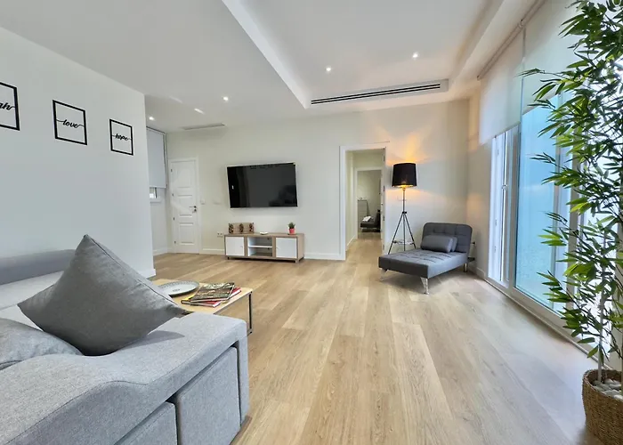 Aparthome Sanroman